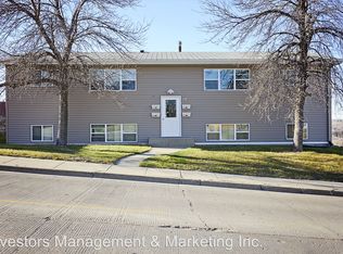 610 6th St SW APT 4, Minot, ND 58701