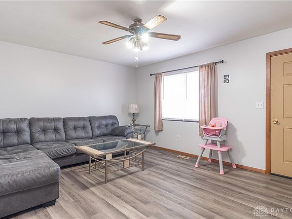 4th image of 4587 Vermont Dr