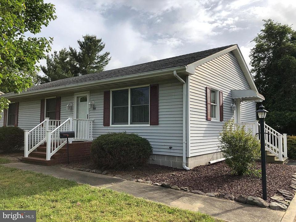 1st image of 738 Hurley Park Dr