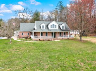 128 Guy Jones Rd, Oliver Springs, TN 37840