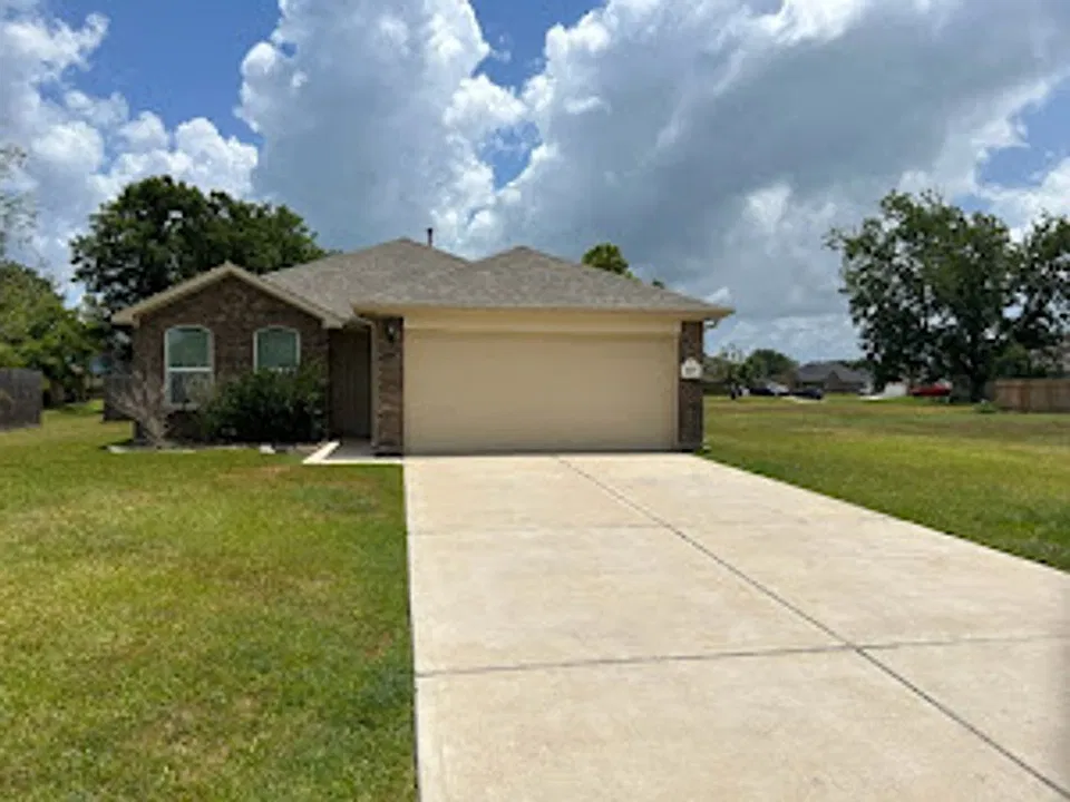 527 Wellshire Dr