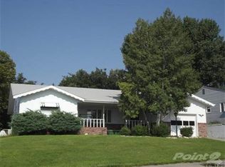 3030 Alta Vista Rd, Torrington, WY 82240