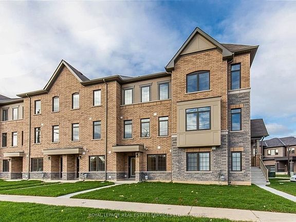 3rd image of 8317 Mulberry Dr #40
