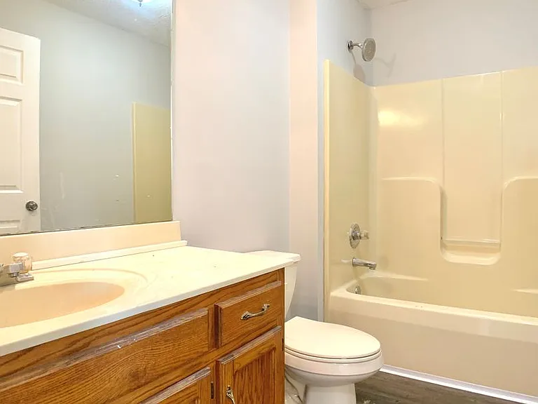 315 Harold Dr — Photo 15