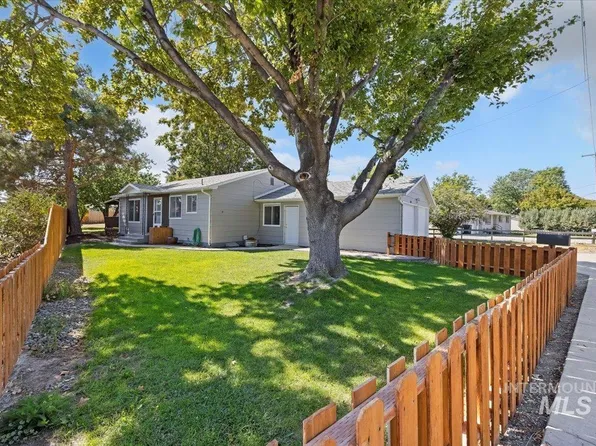 919 Craven Ave, Buhl, ID 83316