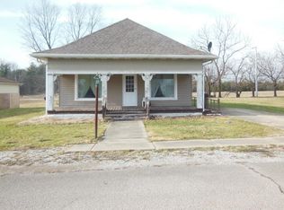 206 S West St, Centerpoint, IN 47840