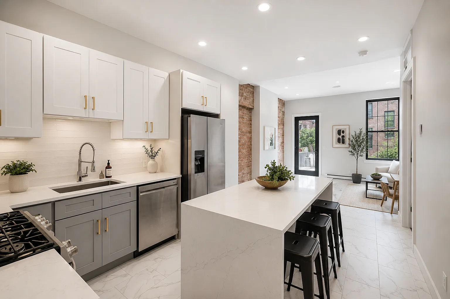 53 Kent Avenue — Photo 2