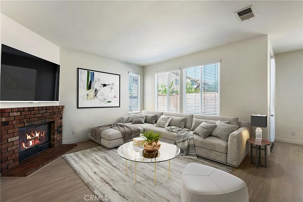 5 bed, 3000 sqft, $4,000 — Photo 4