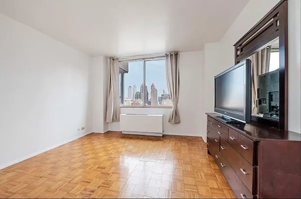 Rented by Direct Properties New York | media 32