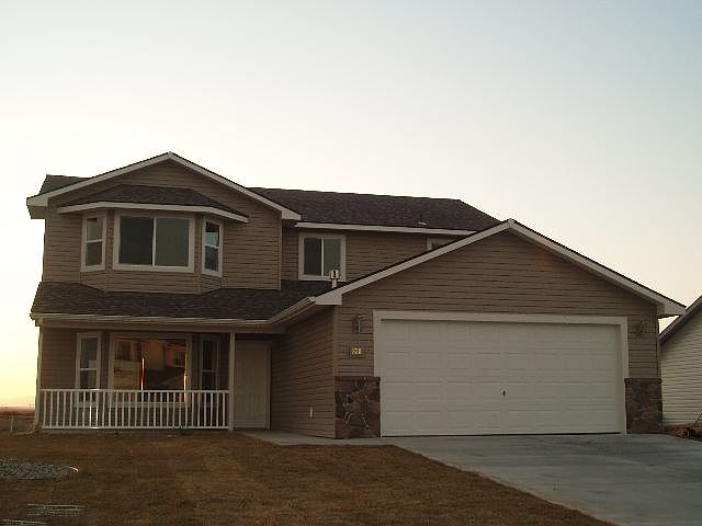 1st image of 830 Douglas Ct