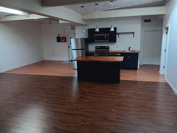 2nd image of 12 Courtland St #3