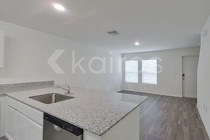 12378 Paramount Dr — Photo 7