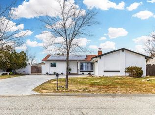 21411 Applewood Dr, California City, CA 93505