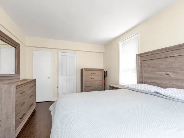 150-10 71st Avenue image 8 of 13