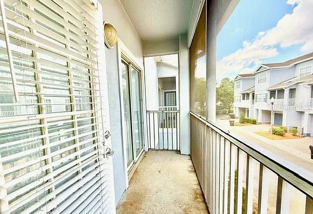 2604 Grand Central Pkwy #10 — Photo 6
