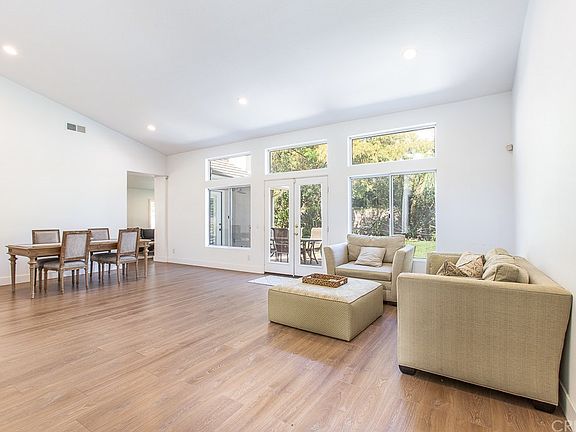 3rd image of 24583 Overland Dr