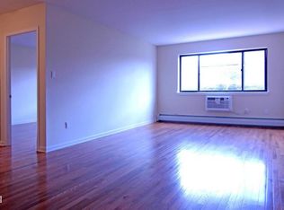3590 Netherland Ave APT 2F, Bronx, NY 10463