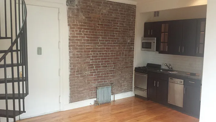 Rented by New York Residence | media 31