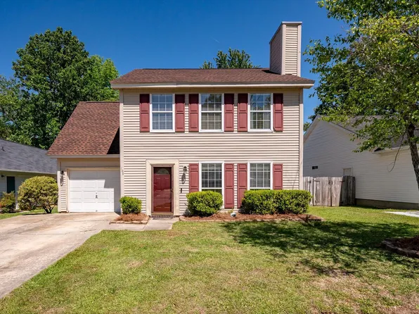 109 E Hartwick Ln, Goose Creek, SC 29445