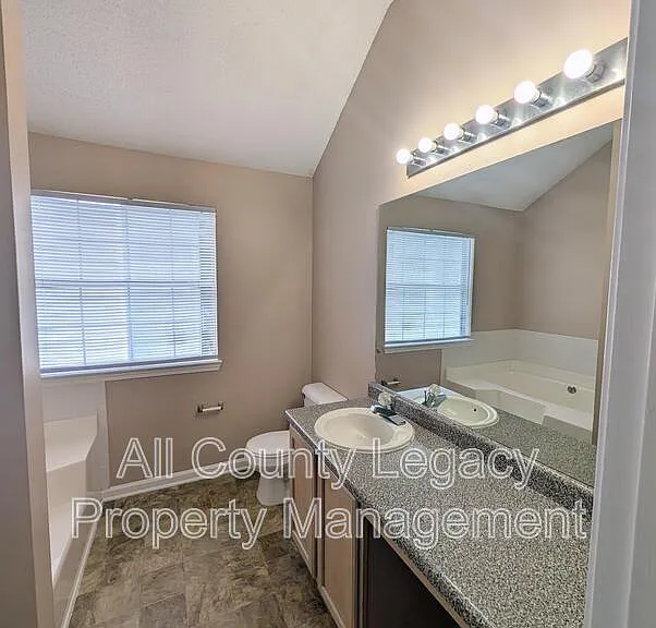 760 Mountain Ridge Way — Photo 8