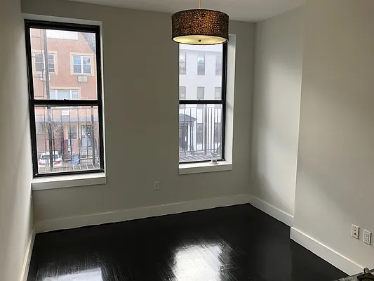 Rented by Nooklyn NYC LLC | media 9