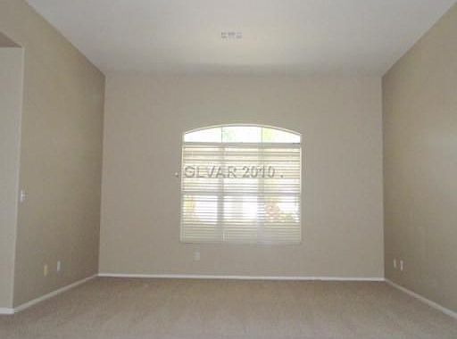 2nd image of 2509 Putting Green Dr