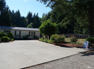 81 NE Dragonfly Ln, Belfair, WA 98528