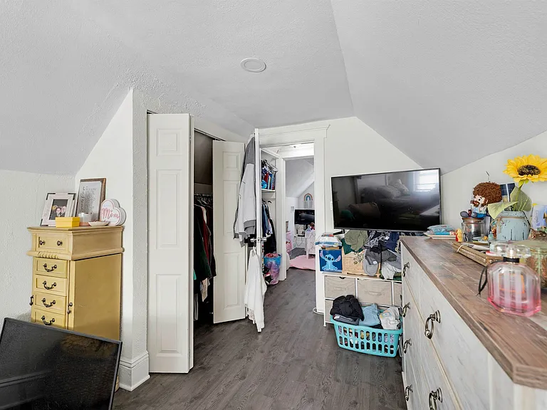 632 Chase Ave #2 — Photo 20