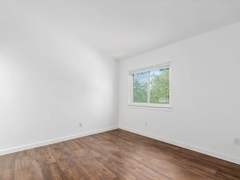 45 Governor Pl — Photo 11