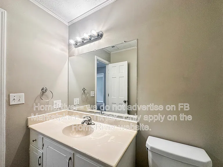 561 Chatham Trl — Photo 20