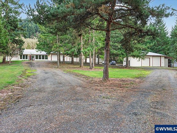 3rd image of 26100 Alpine Rd