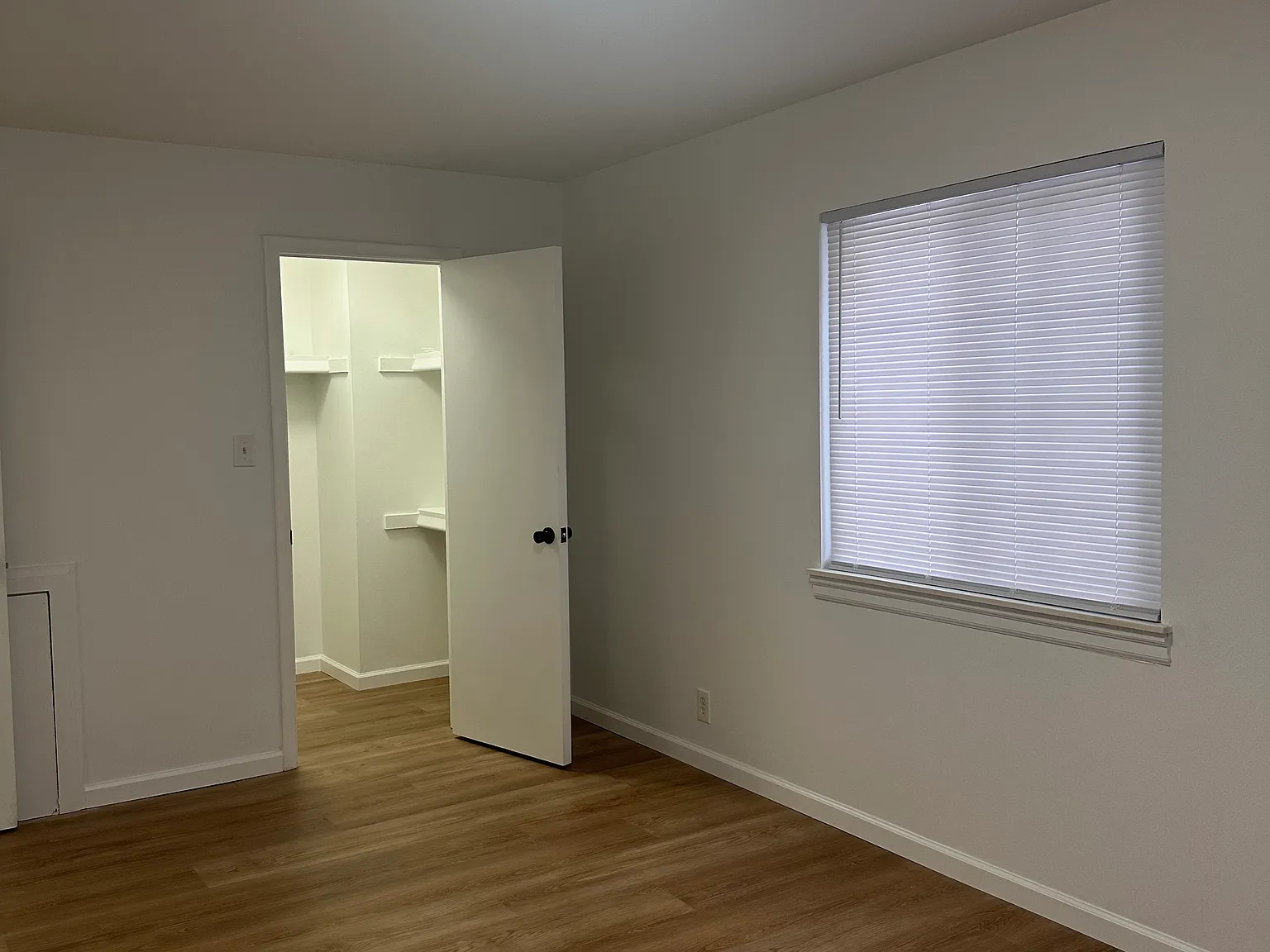 2 bed, 958 sqft, $1,400 — Photo 3