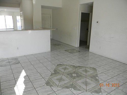3rd image of 10871 W Windsor Ave