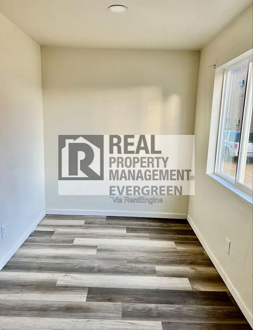 2 bed, 1.0 bath, 850 sqft, $1,150 — Photo 4