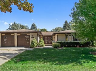 889 Brewster Ln, Bartlett, IL 60103
