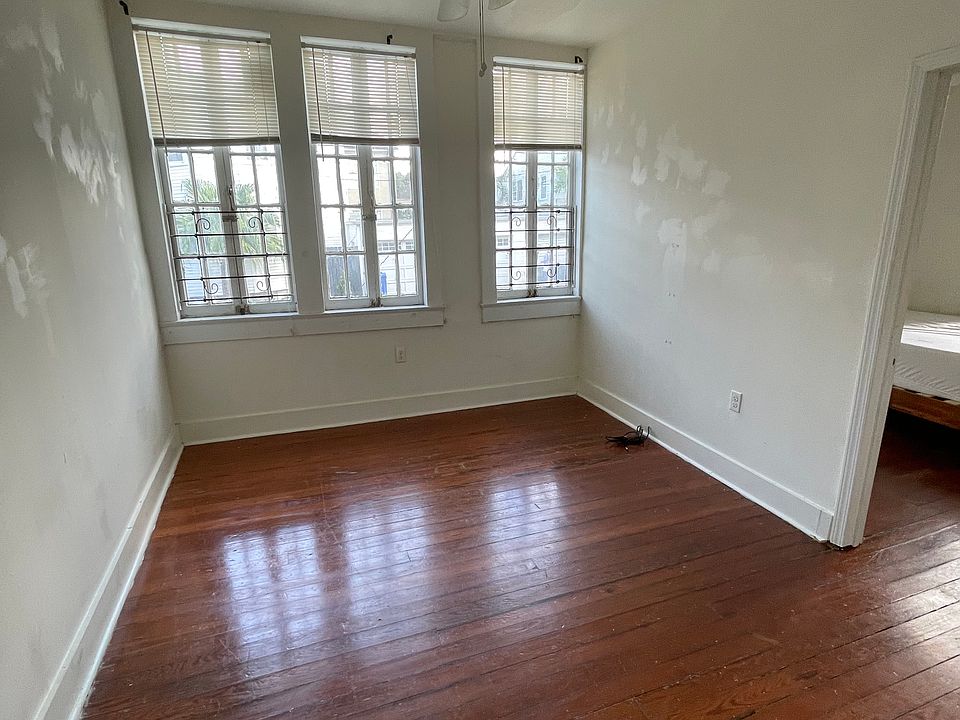 1st image of 1737 Napoleon Ave #C