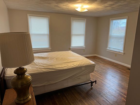 2nd image of 66 Pine St APT 1