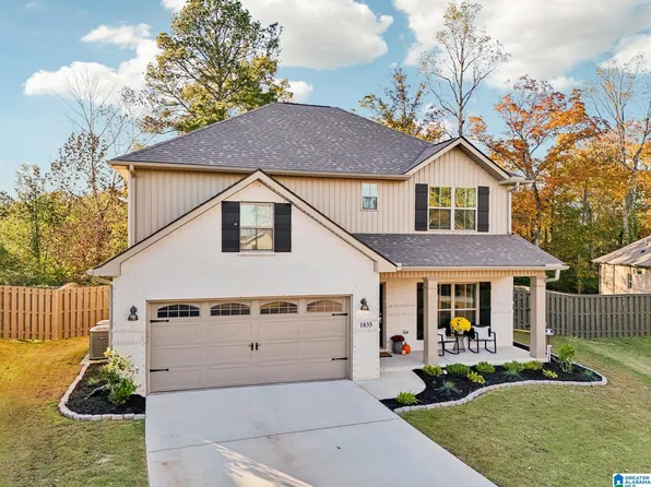 1835 Shadowbrook Ln, Cullman, AL 35055