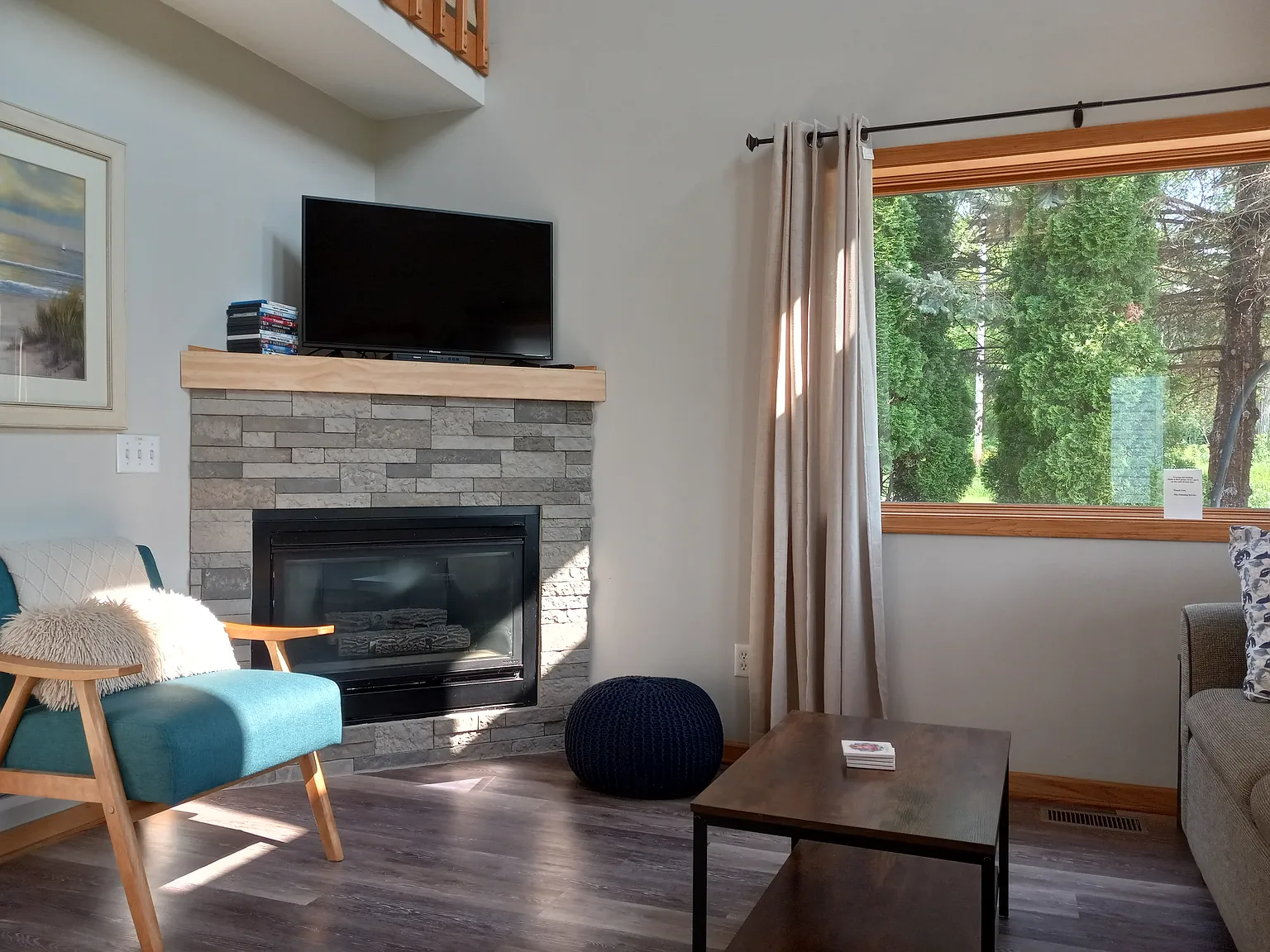2 bed, 880 sqft, $1,995 — Photo 3