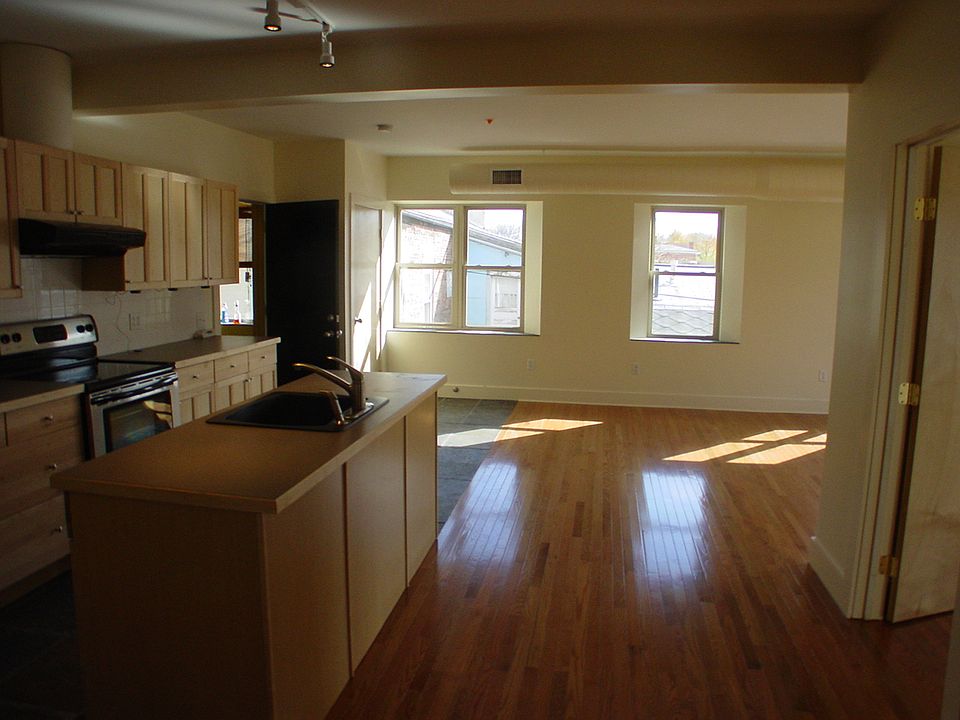 1st image of 224 S Main St #B