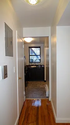 Rented by RC REAL ESTATE OF NEW YORK | media 6