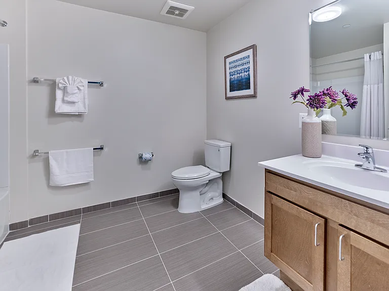 Uplands Apts — Photo 5