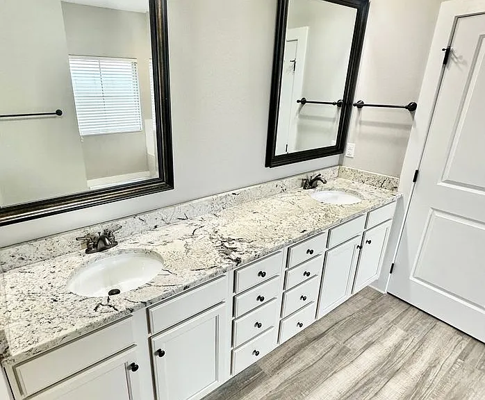 1180 French Quarter Way — Photo 32