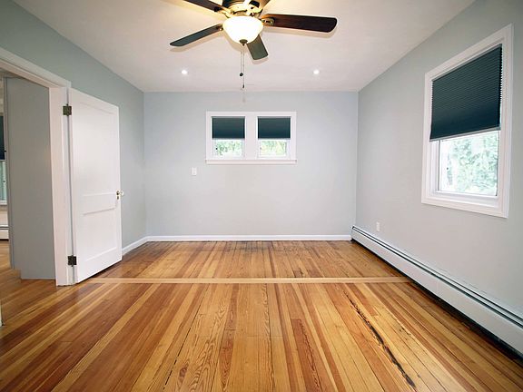 3rd image of 391 Dulude Ave APT 2