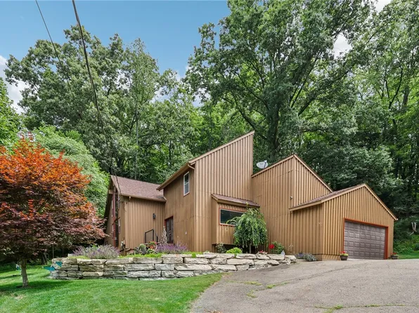 213 Salt Works Rd, Harmony, PA 16037