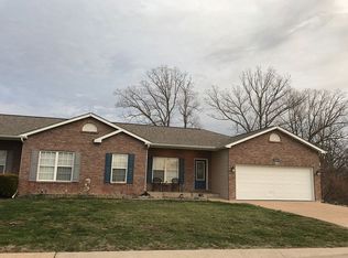 1302 Crystal Villa Ln, Festus, MO