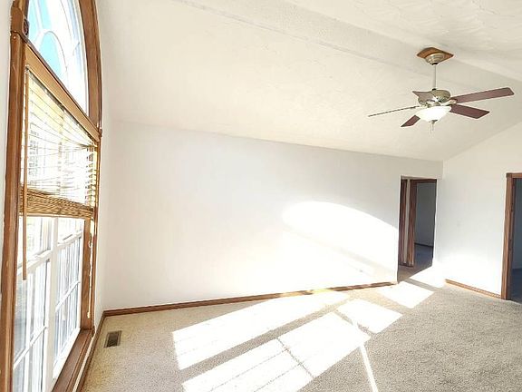 2nd image of 501 Winter Dr