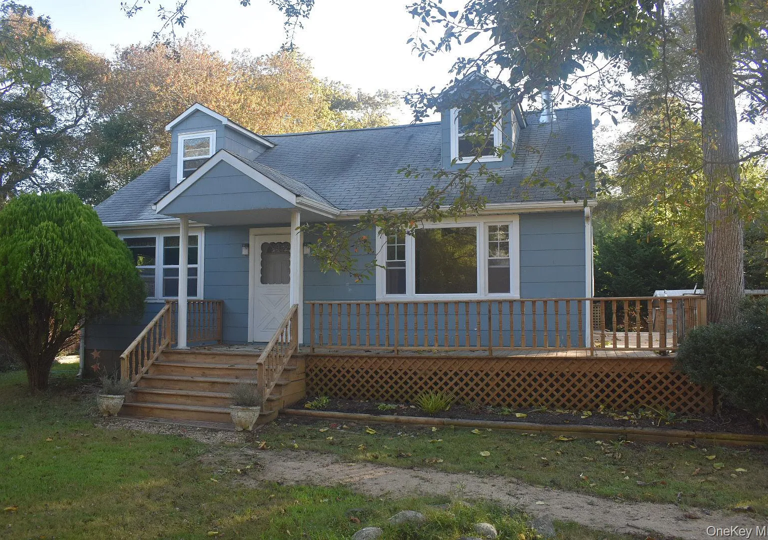 4 bed, 2.0 bath, 1607 sqft, $3,400 — Photo 2