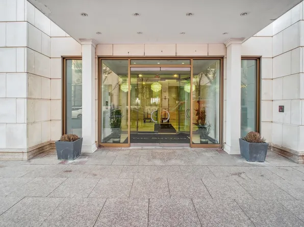 10 Regent St APT 410, Jersey City, NJ 07302