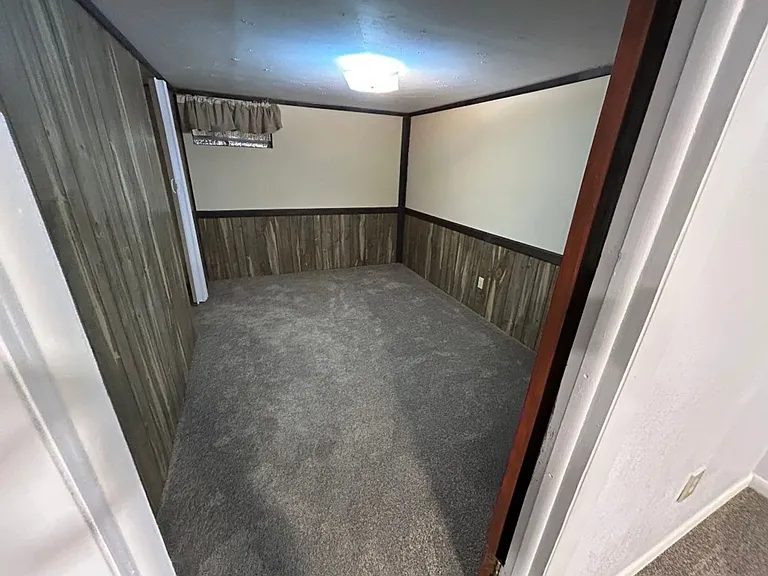 1013 E Park Ave — Photo 50